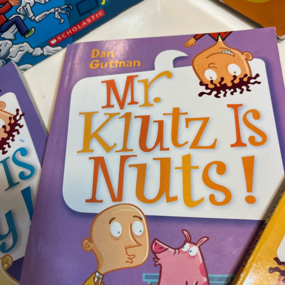 Kids Book Set - Colorful Collection - Picture 5 of 6
